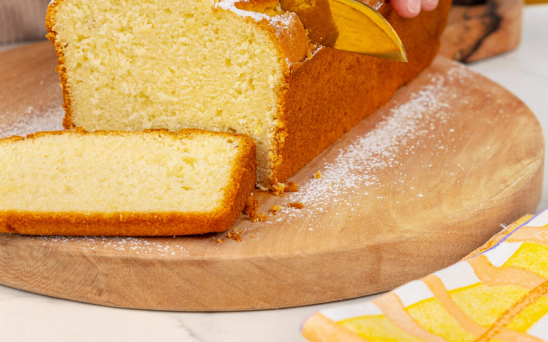 Budín de Yogurt y Limón | Fácil y Con 6 Ingredientes